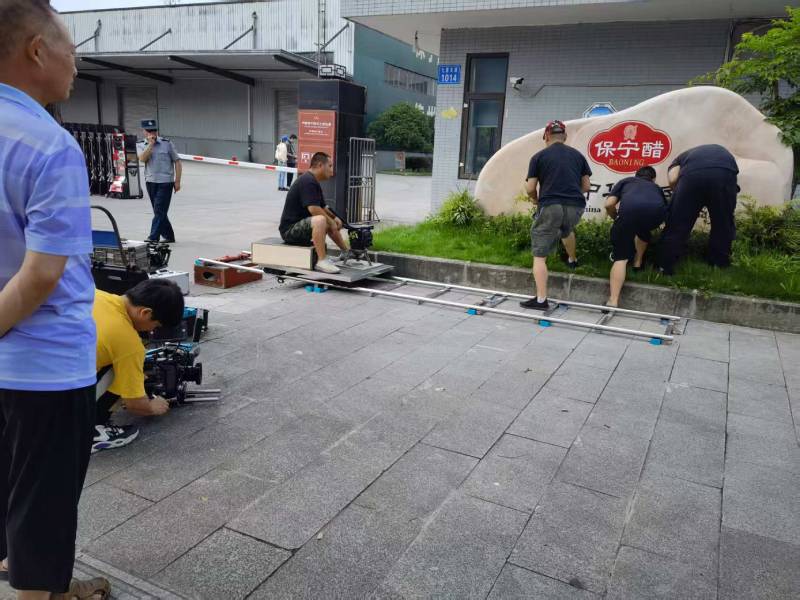 乌鲁木齐县广告片拍摄公司核心优势：全流程服务，让品牌广告片省心更出彩